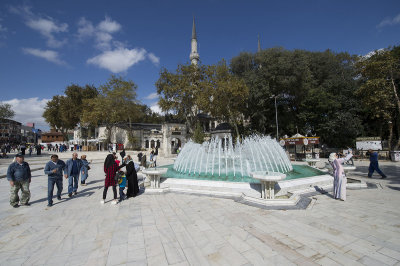 Istanbul Eyup Mosque october 2018 7196.jpg