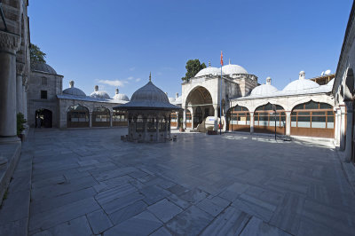 Istanbul Sokullu Mehmet Pasha Mosque october 2018 7338.jpg