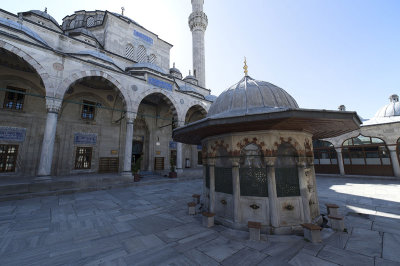 Istanbul Sokullu Mehmet Pasha Mosque october 2018 7342.jpg