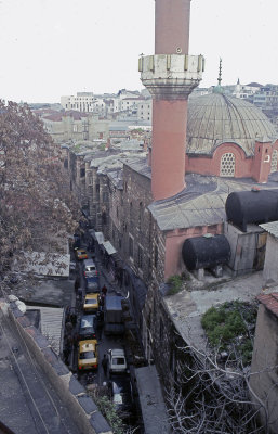 Istanbul Big Valide Han and roof 93 294.jpg