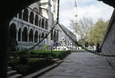 Istanbul Blue Mosque 93 197.jpg