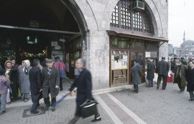 Istanbul Egyptian Bazar 241.jpg