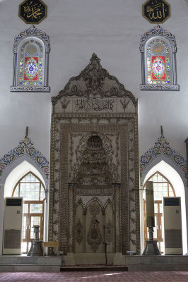 Bursa Muradiye Mosque december 2018 9748.jpg
