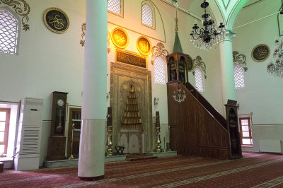 Bursa at Uftade Mosque december 2018 9649.jpg