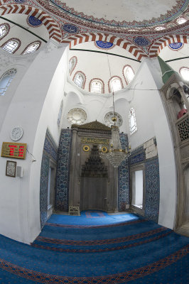 Istanbul Mehmed Aga Mosque dec 2018 9434.jpg