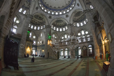 Istanbul Hekimoglu mosque dec 2018 0304.jpg