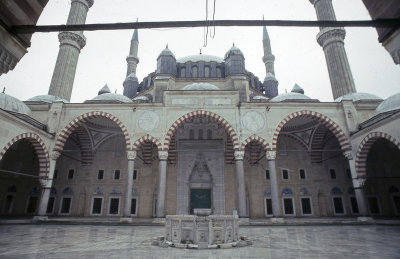 Edirne Selimiye court