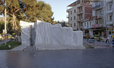 Selcuk Ataturk monument