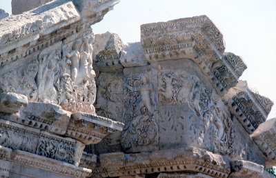 Afrodisias gate