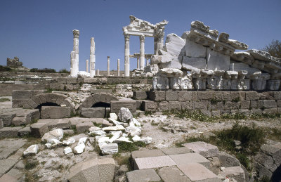 Bergama Pergamon Trajan temple