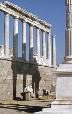 Bergama Pergamon Trajan temple