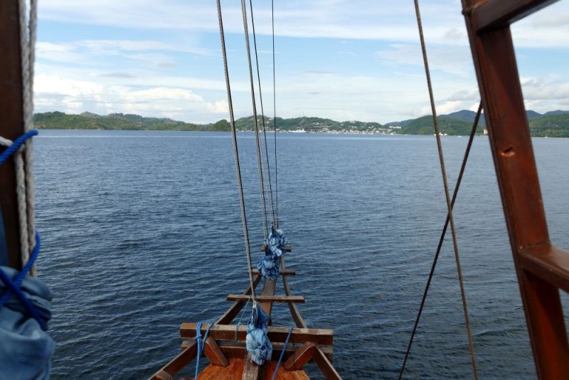 Returning to the port of Labuan Bajo