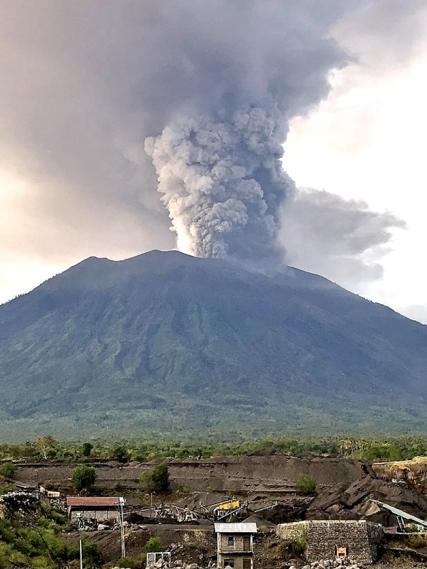 This is the eruption that took place 4 days after we left