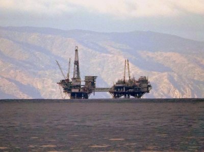 These oil platforms are approximately 7 miles from where I was taking the pictures. Catalina Island 19 miles further back.