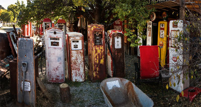 Those Gas Pumps, Embudo Collection