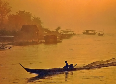 Foggy Sunrise on the Mae Kok River