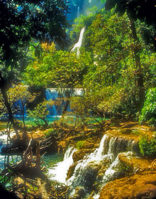 Majestic Thi Lo Su Waterfall