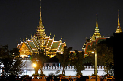 Grand Palace from Riverside