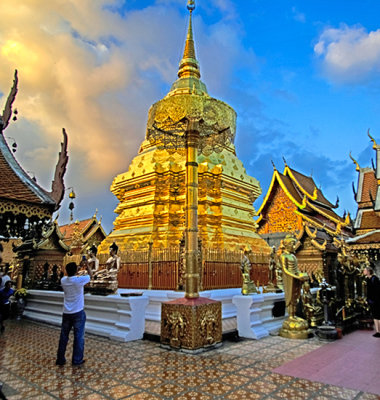 Golden Stupa at Wat Phra That Doi Suthep