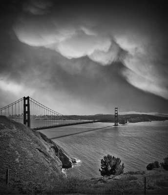 Fog Rolling in - Golden Gate