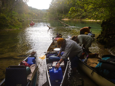BOF 2017 loading at cave spring pxl900_P-1010848.jpg