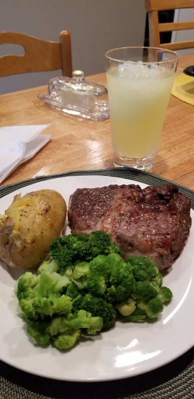 Steak, Broccoli & Baked Potato