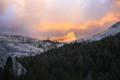 Ealy Fall in Yosemite - 10/06/18