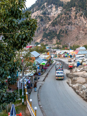 Bazaar in Naran