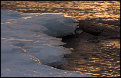 Thin ice-plates - Lake Vnern
