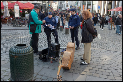 Street musicians in Brussels have to pay fines to the police