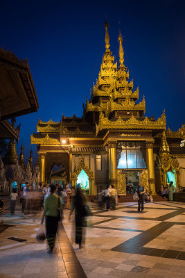 Shwedagon at Night 2