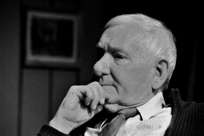Roger 6037bw.jpg