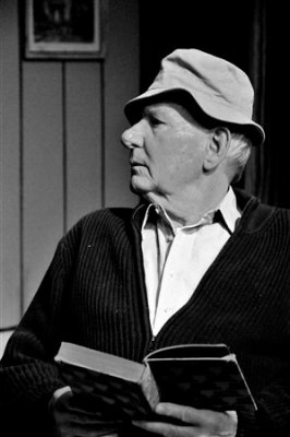 Roger 6243bw.jpg
