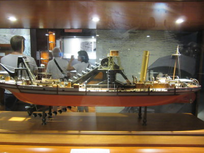Model of a Glasgow built dredge