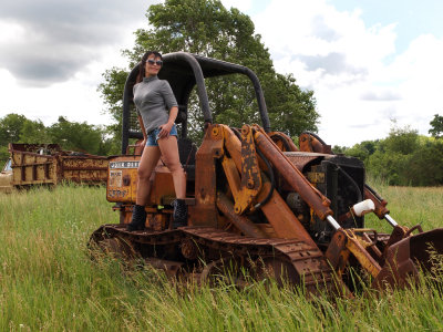 Eve's Decided To Work Construction...She Bought Her First Dozer And Dump Truck Today...