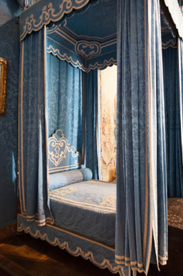 Chambord_Chambre de la reine-1806l.jpg