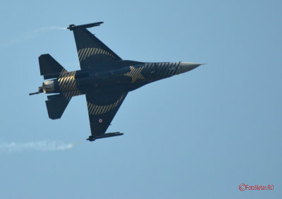 Soloturk-F-16-Fighting-Falcon-bucharest-airshow-bias2017_03.jpg