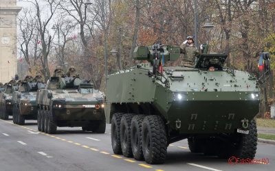 repetitii-parada-militara-bucuresti-Piranha-V_02.JPG