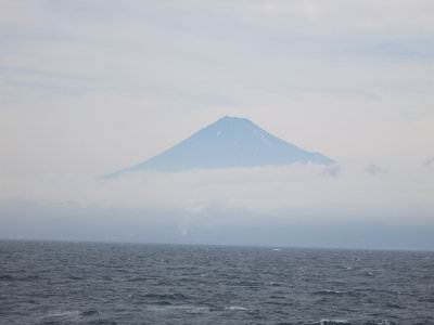 Floating Fuji
