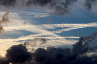 EE5A2477 Contrails and Clouds.jpg