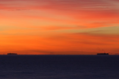 EE5A9724 Charleston area ships at dawn.jpg