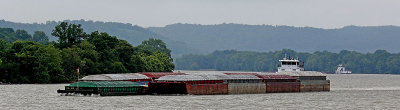 EE5A6952 Downriver barge.jpg