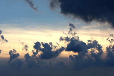 EE5A8652 Clouds near Augusta KY.jpg