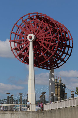EE5A9678 Paddlewheel monument Cincinnati.jpg