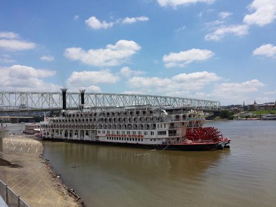 20170715_132004 American Queen in Cincinnati.jpg