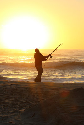 EE5A3507 Sunrise fisherman.jpg