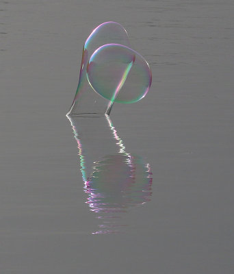 EE5A0195 Ohio River bubbles.jpg