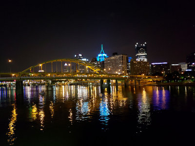 20180715_235136 Almost midnight in downtown Pittsburgh.jpg