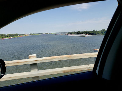 20180719_100341 Crossing the Ohio at Cairo IL.jpg