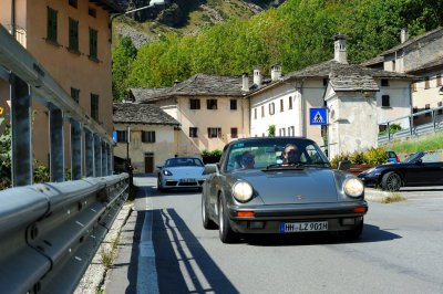 2 days, 1 Porsche, 9 Swiss mountain roads - Sept-2018